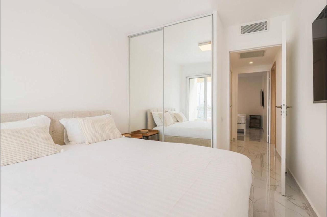 Port Azur Apartamento Vallauris Exterior foto