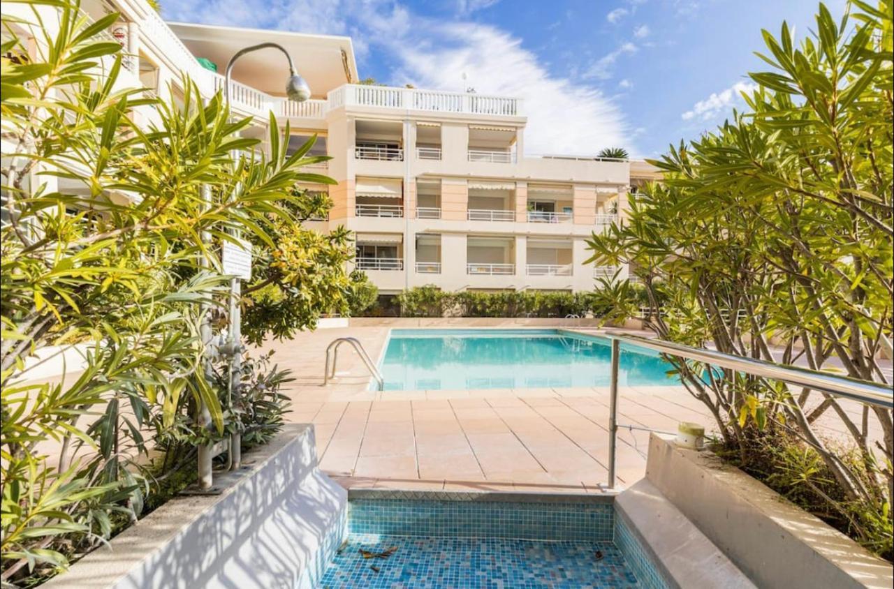 Port Azur Apartamento Vallauris Exterior foto